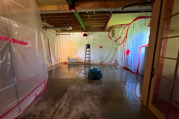 Home restoration after water leakage