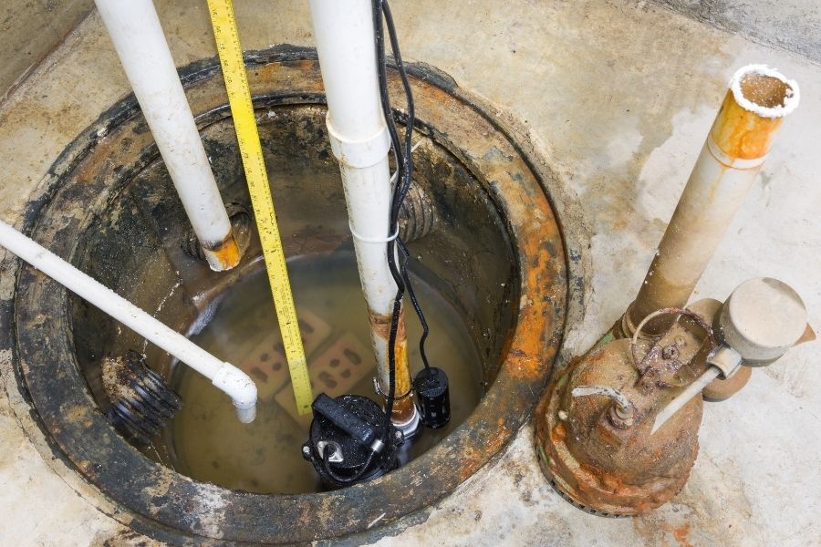 Testing a sump pump before winter