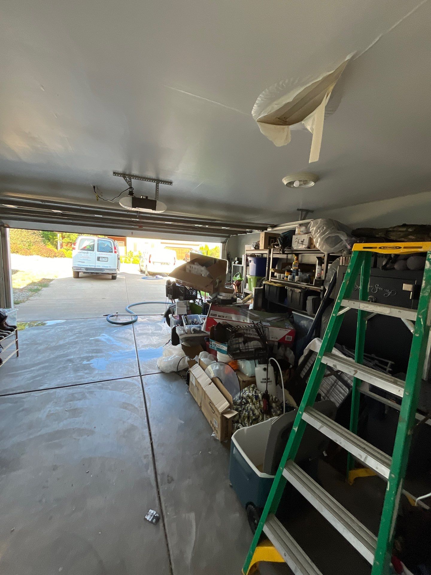 Monitoring moisture levels during restoration